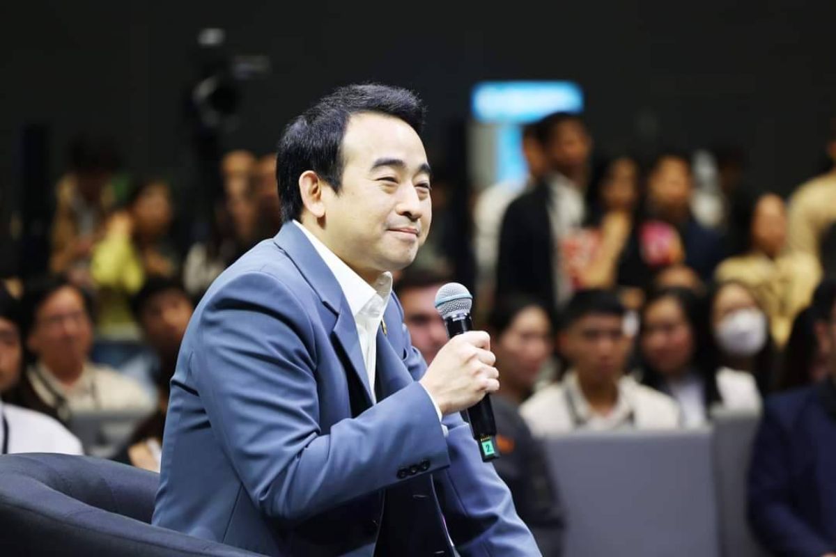 เผ่าภูมิ ชี้น้ำท่วม-เปลี่ยนรัฐบาล ทำเศรษฐกิจไตรมาส 3 โตแค่ 2.6% แจกเงินดัน Q4
