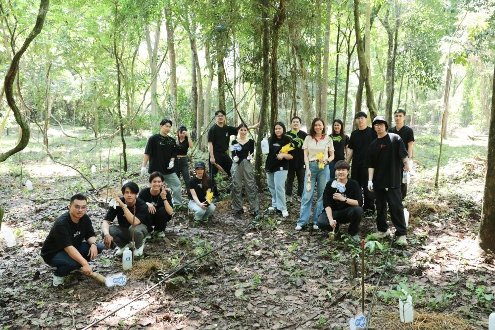 จ.สระบุรี – ซีพี-เมจิ ต่อยอด ซีพี-เมจิ รีไซขุ่น ปี 2 พาบาริสต้าปลูกต้นไม้ 1,000 ต้น