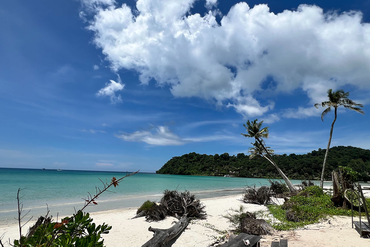 เกาะกูดวืดเที่ยวไฮซีซั่นพันล้าน การเมืองทุบมู้ดคนแห่ยกเลิกเดินทาง