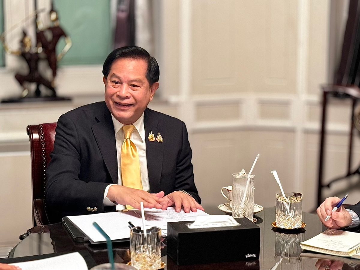 พีระพันธุ์ จ่อขยายตรึงค่าไฟฟ้า ลุ้นดีเซลด้วย ชี้สถานะกองทุนน้ำมันฯดีขึ้น