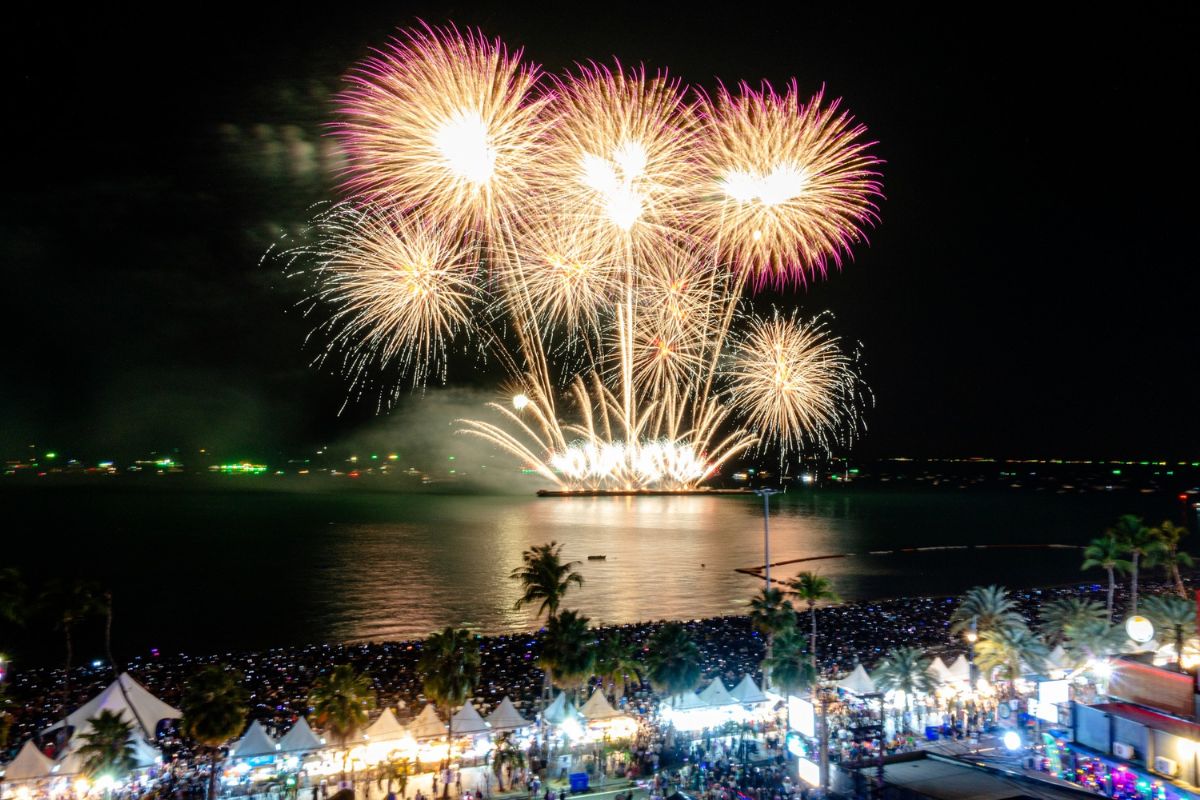 งานพลุพัทยา 2567 อลังการหลายหมื่นนัด เช็กตารางแสดง 29-30 พ.ย.นี้