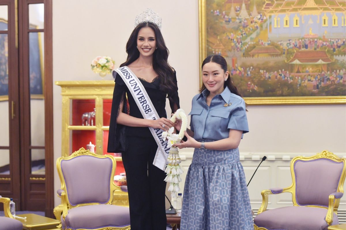 นายกฯ เปิดทำเนียบรับ ‘โอปอล’ ยินดีความสำเร็จ ชมนำผ้าไทยสู่คนทั่วโลก