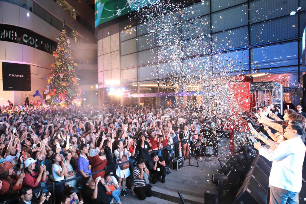 เคานต์ดาวน์ 2025 เอ็มโพเรียม เอ็มควอเทียร์ เอ็มสเฟียร์