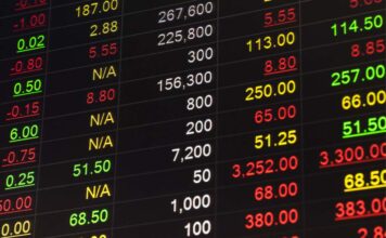Thai stocks fall
