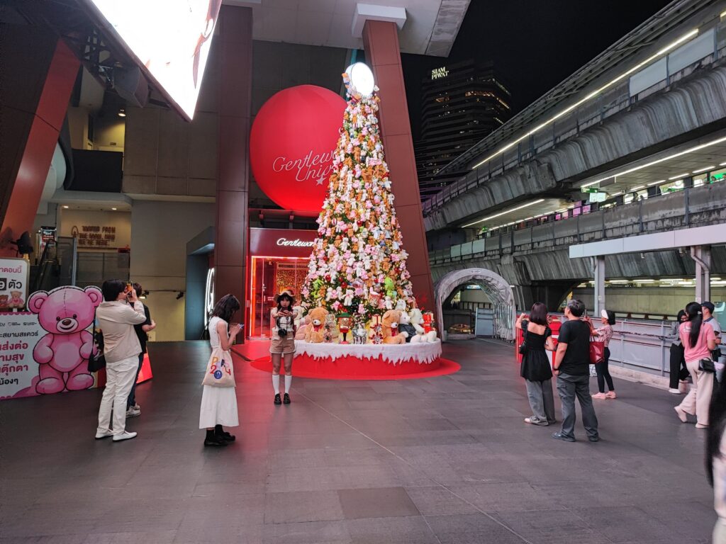 เคานต์ดาวน์ 2025 สยามสแควร์
