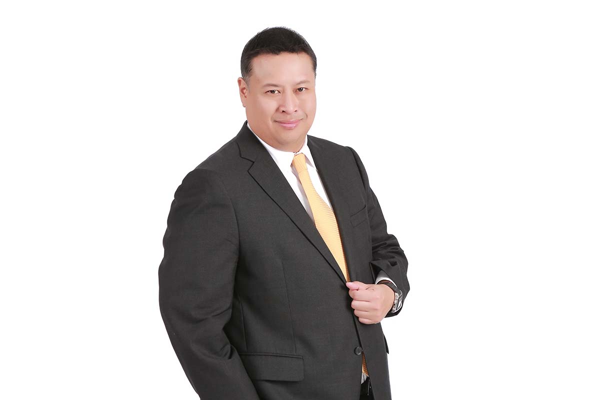 จิรุตถ์ อิศรางกูร ณ อยุธยา