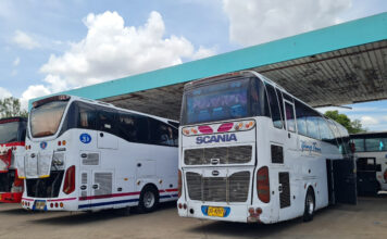 รถบัส