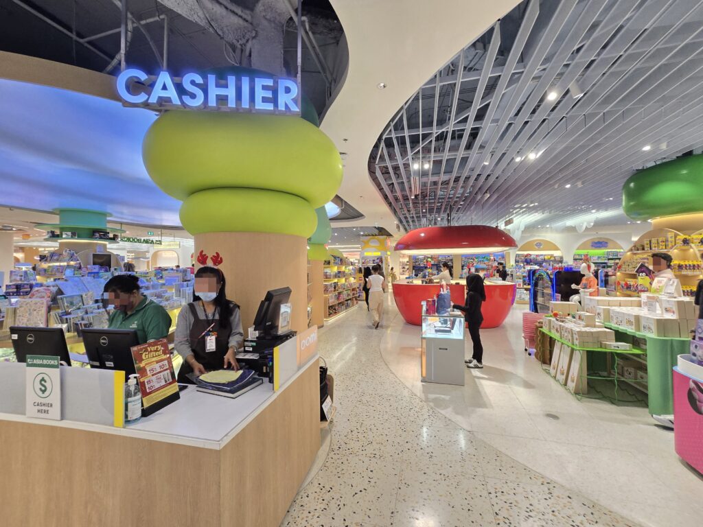 Cashier