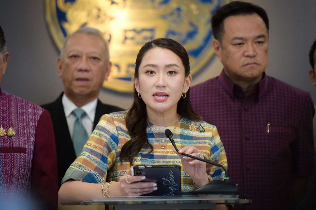 แพทองธารยัน พุทธศักราชนี้ รัฐบาลไม่มีเจตนาแทรกแซงกองทัพ