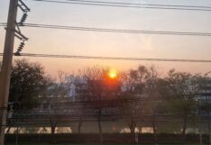 กรมอุตุฯเตือนภาคใต้ฝนตกต่อเนื่อง กทม.-ปริมณฑลอากาศเย็นตอนเช้า อุณหภูมิลด 1-2 องศา อากาศเย็น