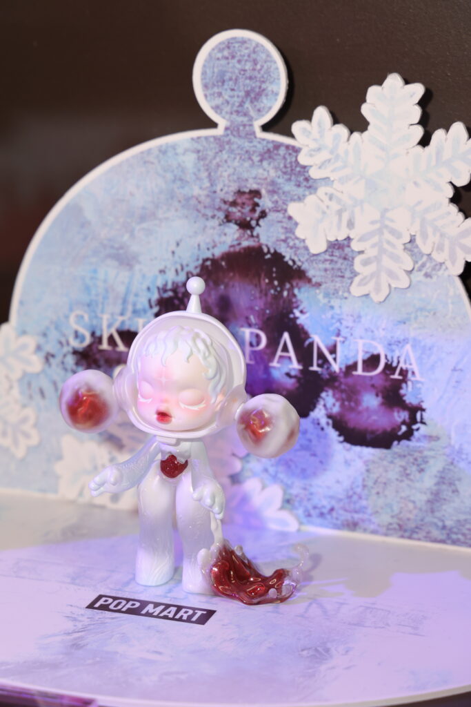 POP MART SKULLPANDA-เอ็มสเฟียร์