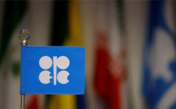 ธงกลุ่ม OPEC ภาพโดย REUTERS/Lisa Leutner//File Photo