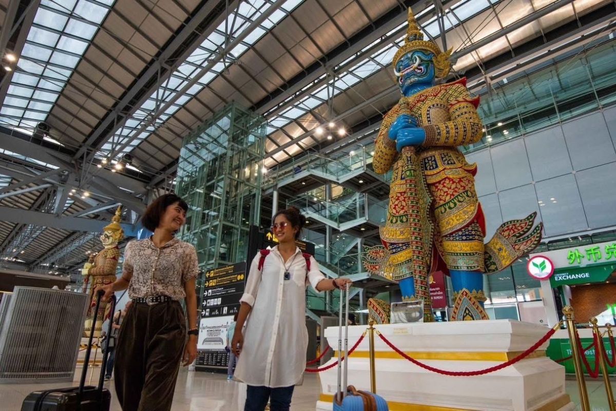 เที่ยวไทยโตเกินเป้า ปี ’67 ต่างชาติทะลุ 35 ล้านคน สร้างรายได้ 1.8 ล้านล้านบาท