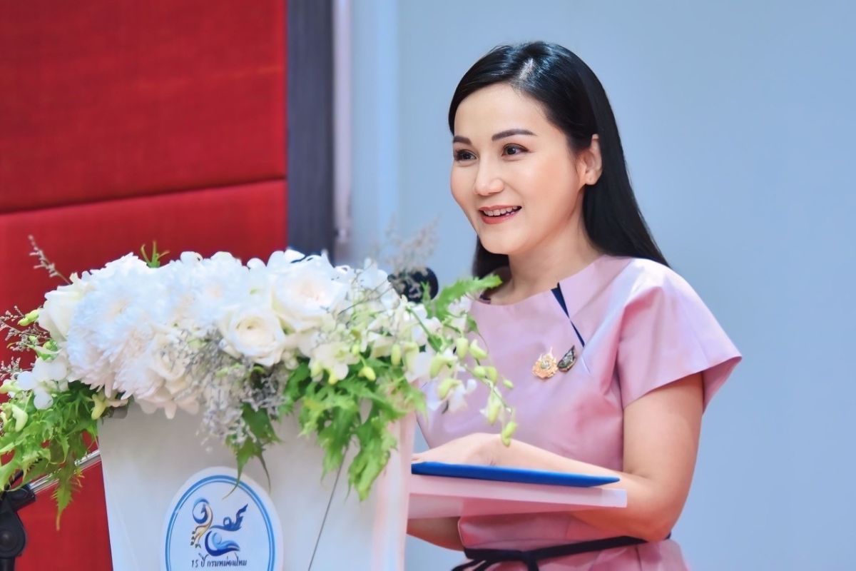 นฤมลเปิดงานกรมหม่อนไหม ครบรอบ 15 ปี ยกระดับไหมไทยสู่ความยั่งยืน