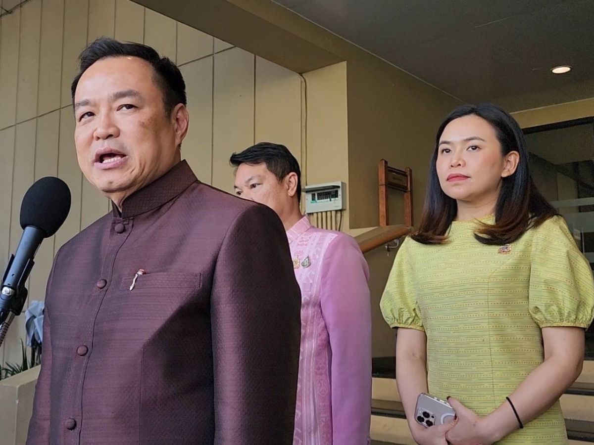 อนุทิน​ ยัน​ ภท.ไม่ส่งสนามท้องถิ่น​ ไตรศุลี พร้อมสู้กระแส ทักษิณ​ หลังพ่อลงชิง​ อบจ.​