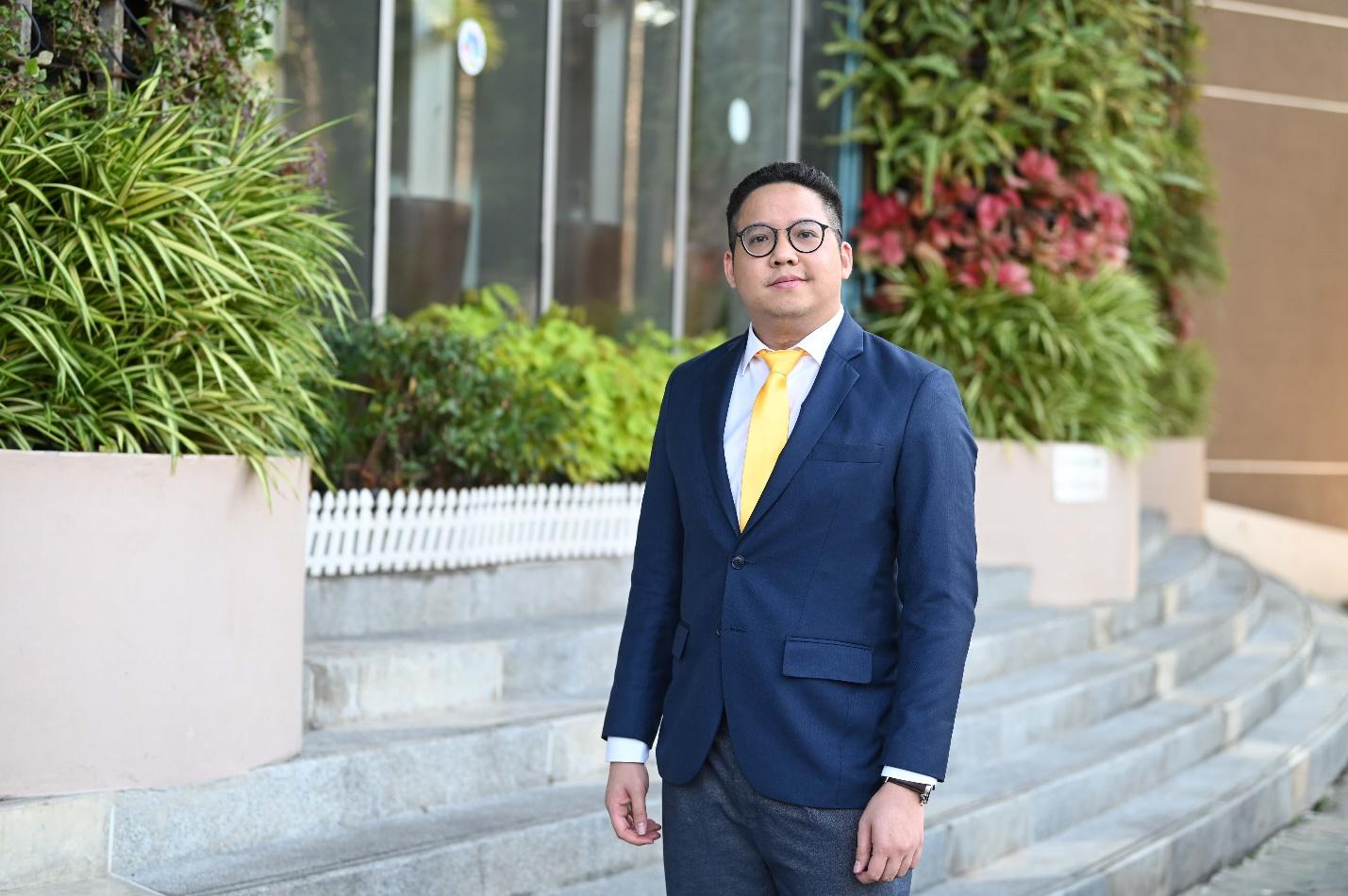 กวี สระกวี