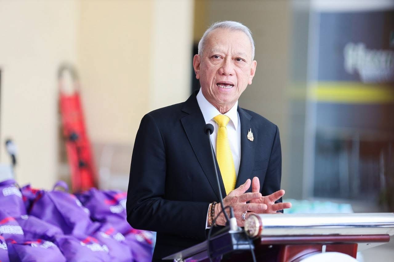 พิพัฒน์ รัชกิจประการ