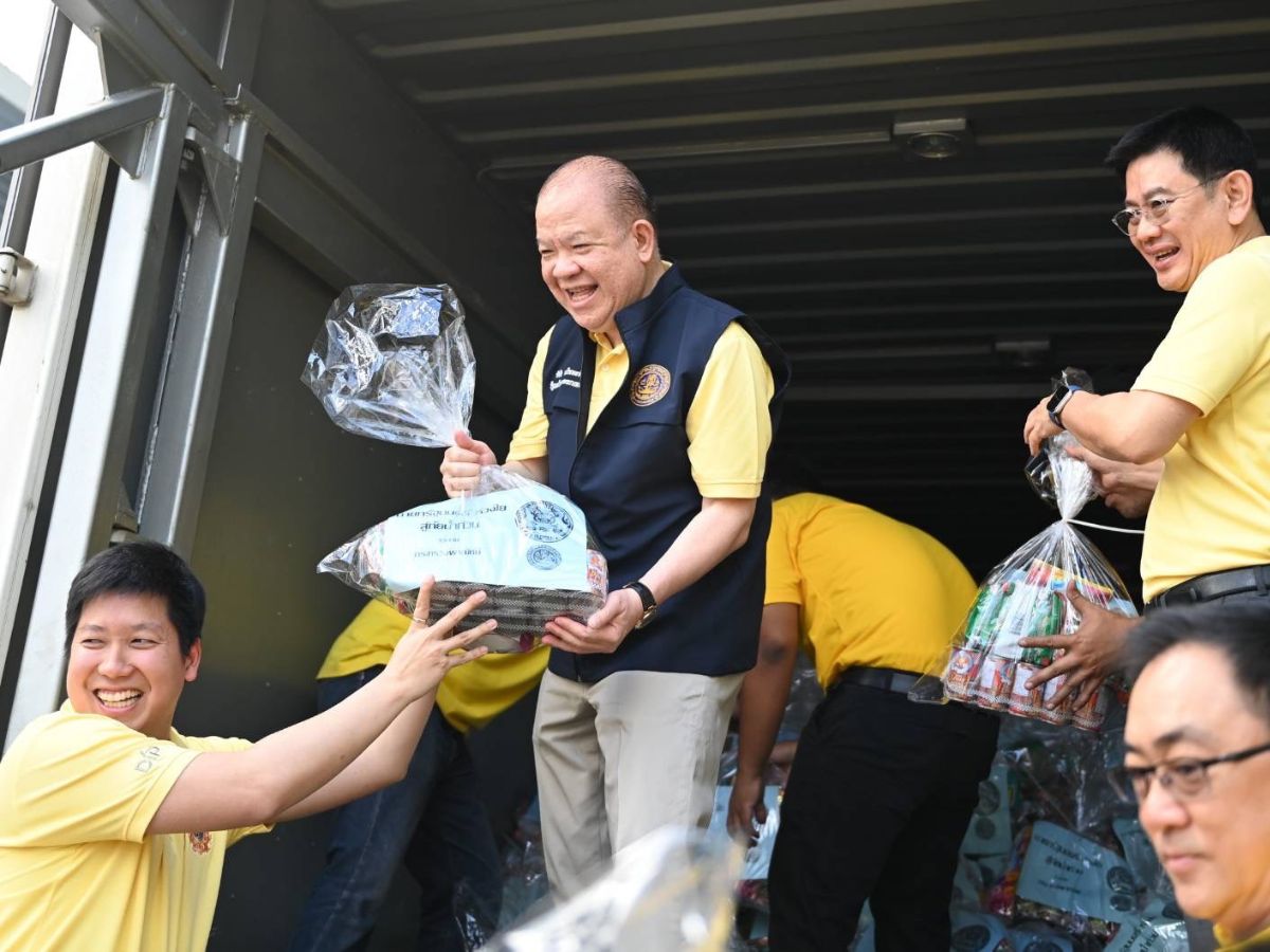 “พิชัย” เผย “นายกฯ” กำชับแต่แรก ให้ดูแลสินค้าอุปโภคบริโภคภาคใต้