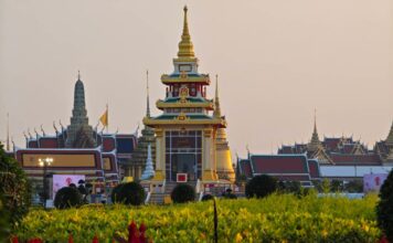 สักการะพระบรมสารีริกธาตุ พระเขี้ยวแก้ว จากจีน 5 ธ.ค.67-14 ก.พ.68 ที่สนามหลวง