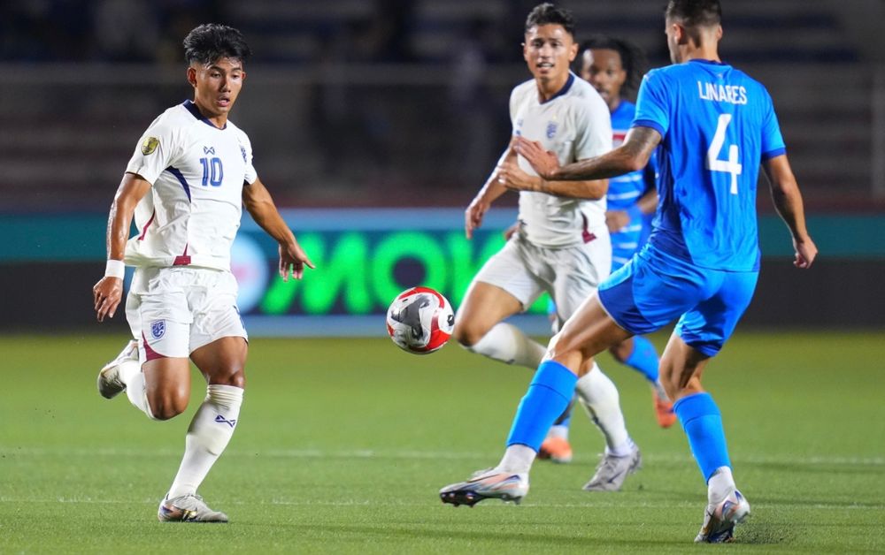 ฟิลิปปินส์ ยิงนาทีทดเจ็บ ชนะทีมชาติไทย 2-1 ฟุตบอลชิงแชมป์อาเซียน รอบรอง นัดแรก