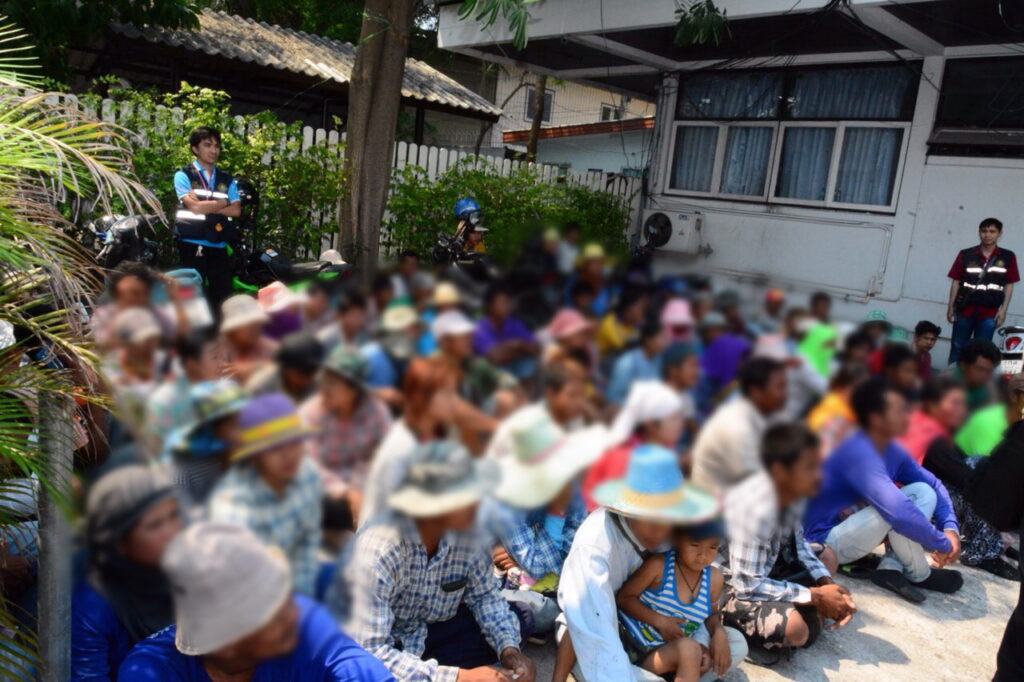 แรงงานต่างด้าว