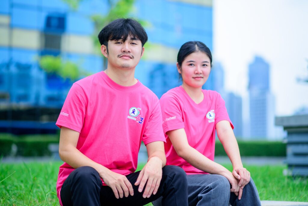 นายจีรพันธุ์-นางสาวชุณวัณ บุญมา สองพี่น้องเจ้าของกิจการเพื่อสังคม “Karen Design”