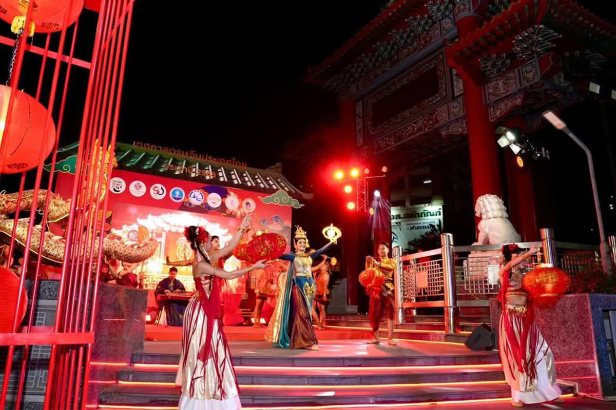 Market Chinese New Year