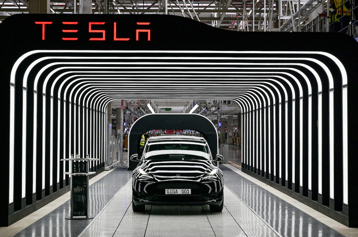Tesla ยอดขายทั่วโลกลดครั้งแรกในรอบ 10 กว่าปี สวนทางในจีนขายดีนิวไฮ 