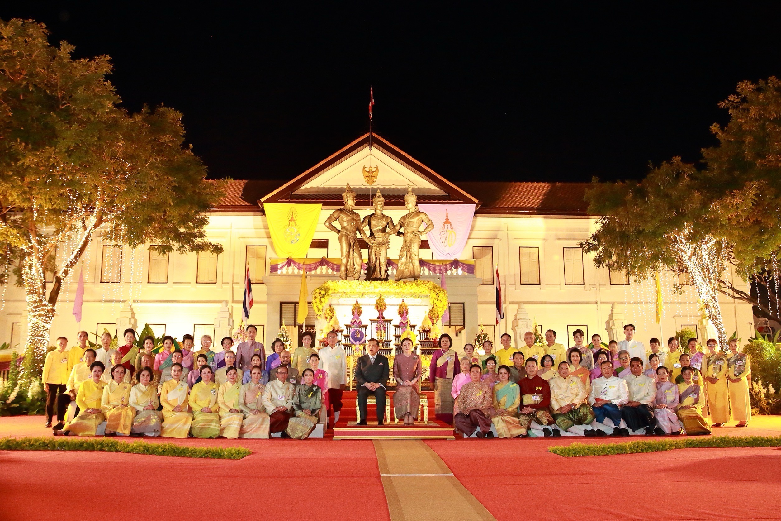 เปิดชื่อ 5 ตระกูลเจ้านายฝ่ายเหนือ พิธีบายศรีทูลพระขวัญ ครั้งแรกในรัชกาลที่ 10