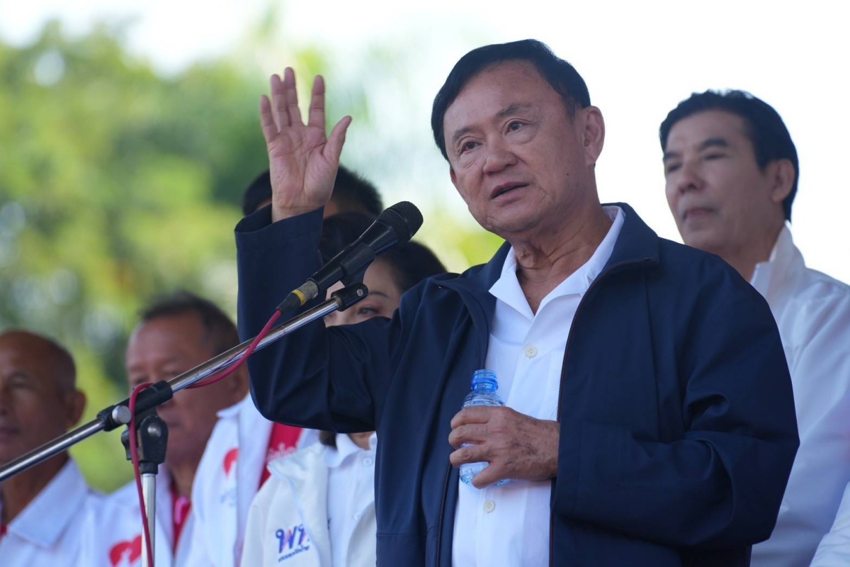 ทักษิณ ลั่นยังไร้เหตุปรับ ครม. เผยเพิ่งคุย พีระพันธุ์ ช่วยแก้ปัญหาค่าไฟ