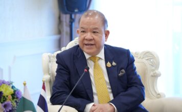 พิชัย นริพทะพันธุ์