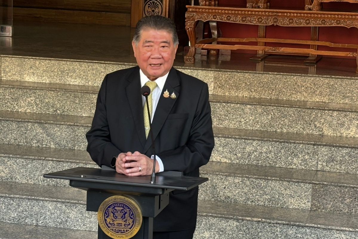 ภูมิ​ธรรมย้ำสัมพันธ์พรรคร่วมดี ปัดไม่รู้ ทักษิณ พูดปมปรับ ครม. ลั่นให้นายกฯคนเดียว