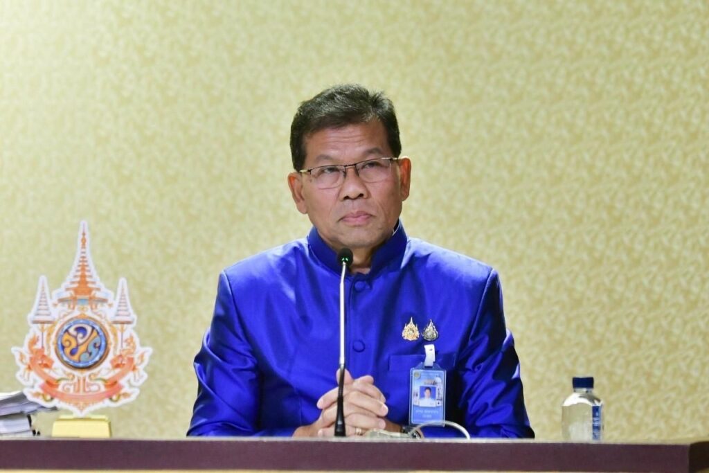 คารม พลพรกลาง