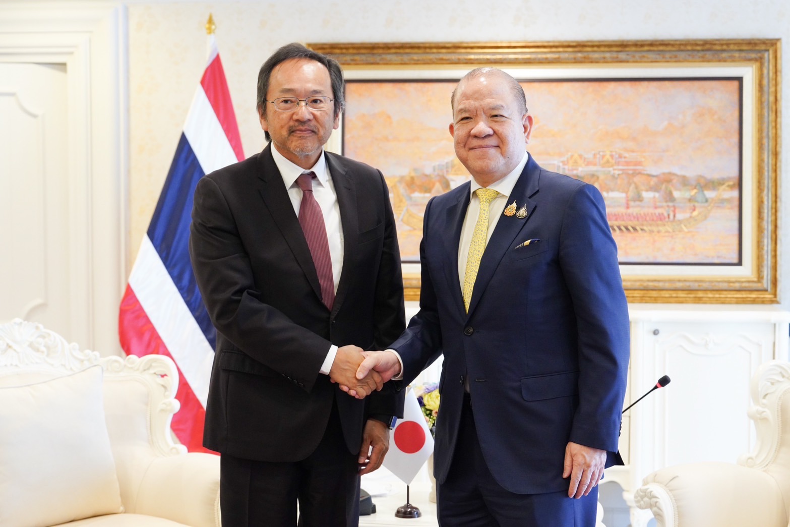 “พิชัย” หารือทูตญี่ปุ่น ดึงนักลงทุนเสริมศักยภาพ “อุตสาหกรรมอนาคต”