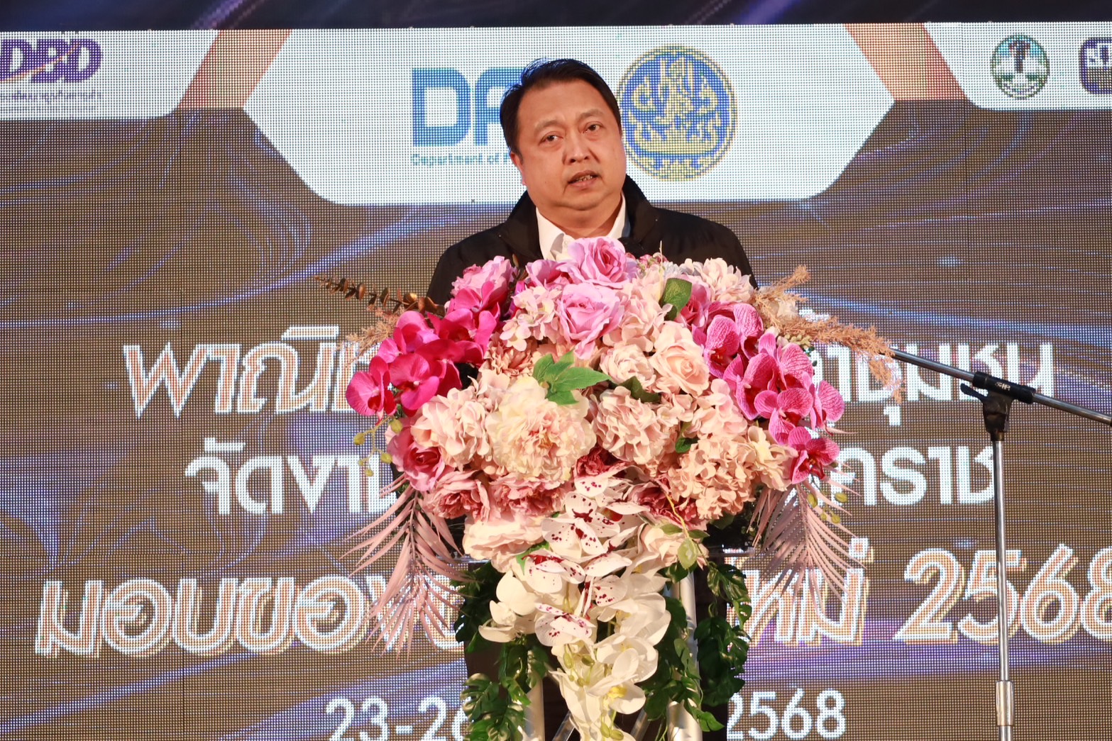 สุชาตินำทัพ “สินค้าชุมชน บุกเมืองย่าโม“ จัดงานแสดงสินค้าโคราช