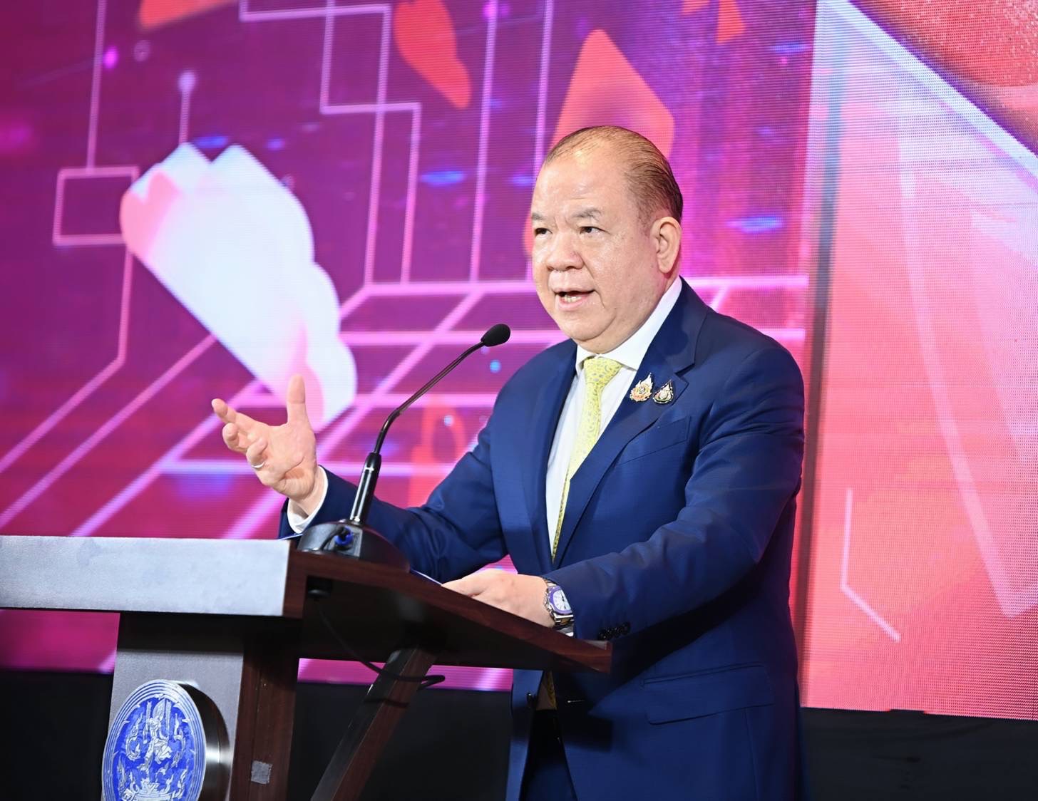พาณิชย์ผนึกกำลังรัฐ-แพลตฟอร์มออนไลน์ คุมเข้มมาตรฐานสินค้า