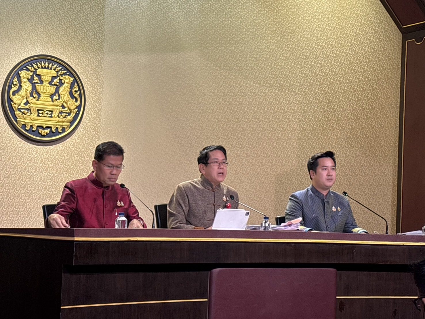 รัฐบาลวางแผนเร่งแก้ฝุ่น จ้างอาสาสมัครดับไฟ รับมือช่วงหน้าร้อน