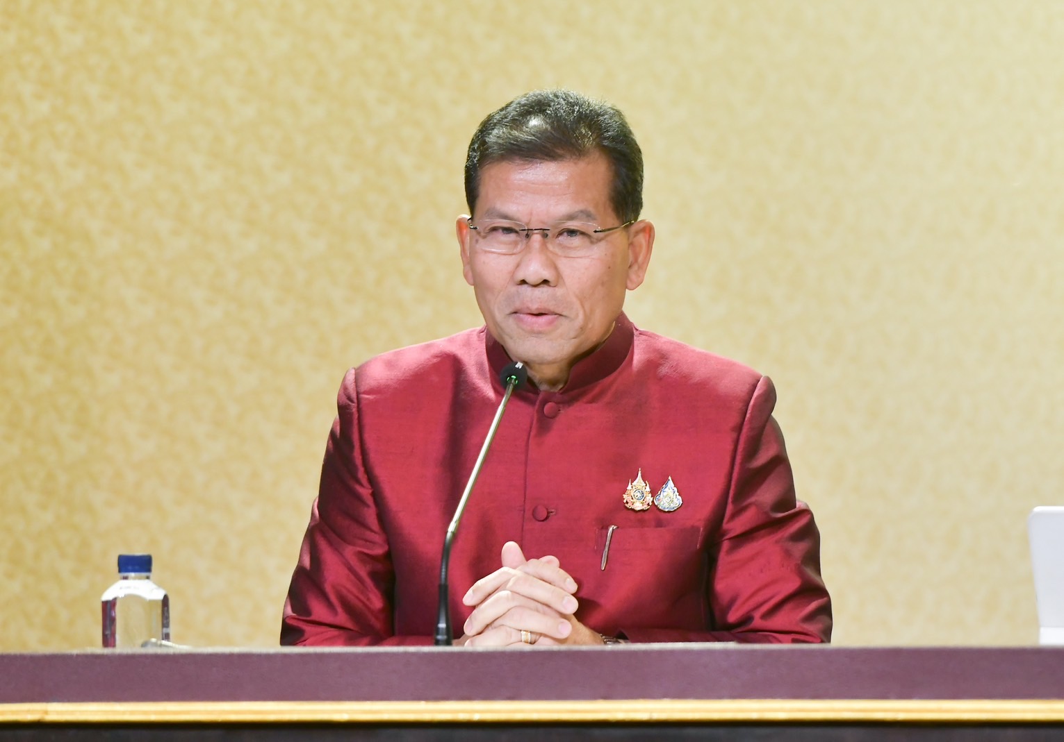 ครม.ต่ออายุงานเลขาธิการ ก.พ.ร. อีก 1 ปี-ตั้งรองเลขาธิการ กปร. คนใหม่