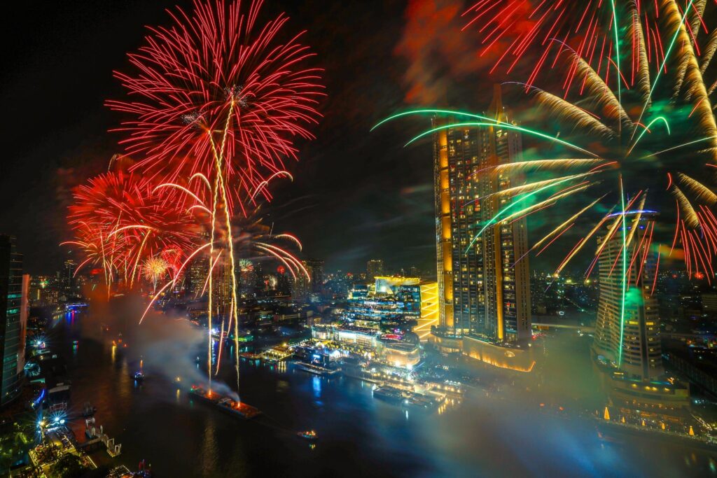 เคานต์ดาวน์ 2025 ไอคอนสยาม