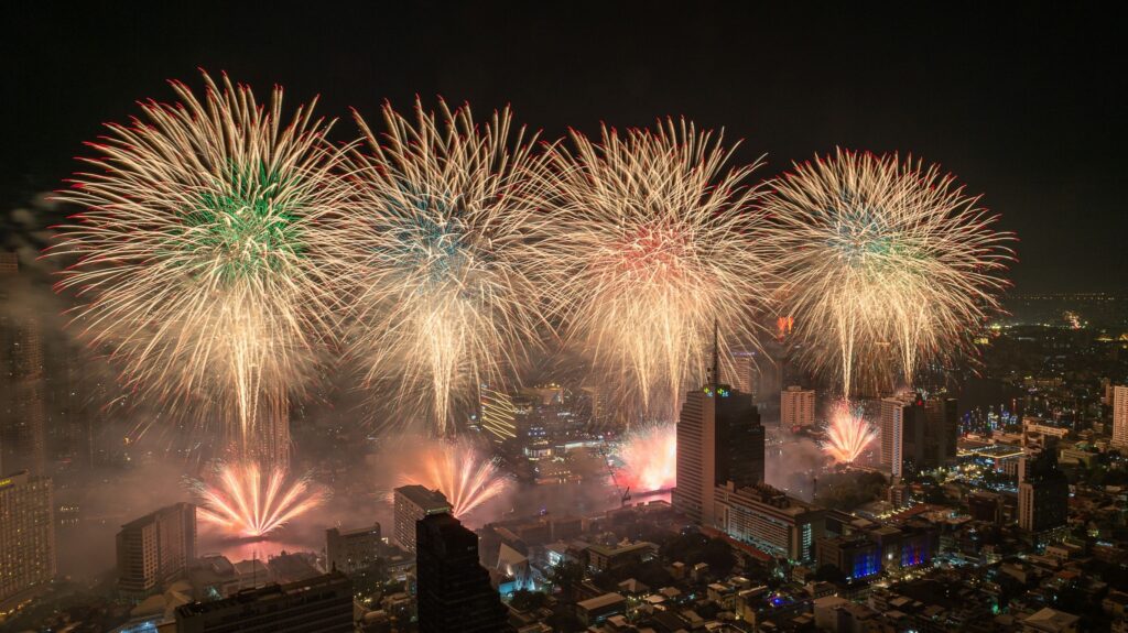 เคานต์ดาวน์ 2025 ไอคอนสยาม