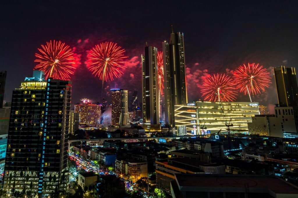 เคานต์ดาวน์ 2025 ไอคอนสยาม