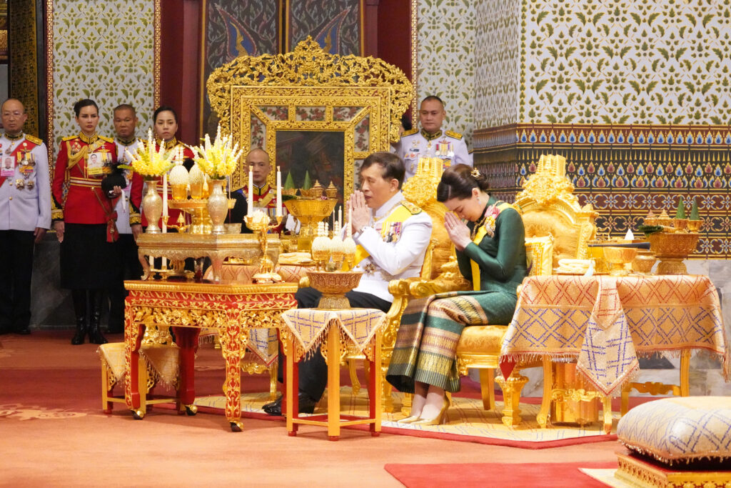 ในหลวง พระราชินี