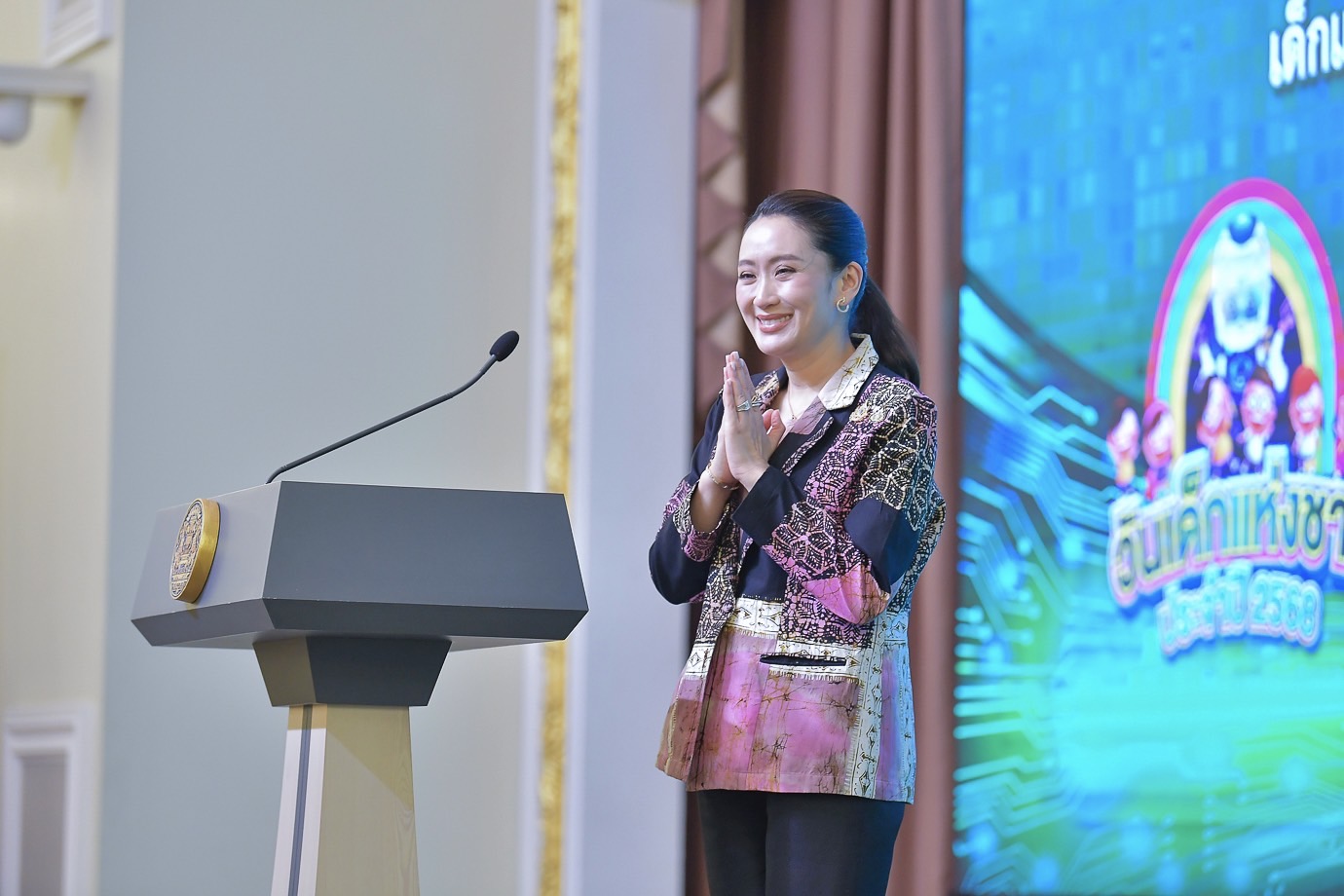 เปิดกิจกรรม ‘วันเด็ก’ หน่วยราชการ-กองทัพ หลังนายกฯ สั่งจัดงานให้สุดปัง