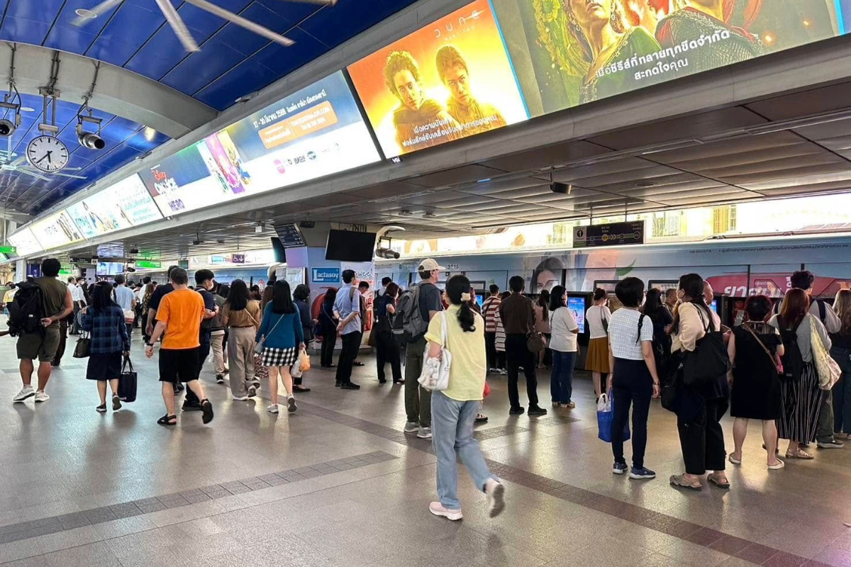 ‘รถไฟฟ้าฟรี’ วันที่ 3 ผู้ใช้ทะลุ 2 ล้านคน-เที่ยว สูงสุดนับตั้งแต่มีโควิด-19