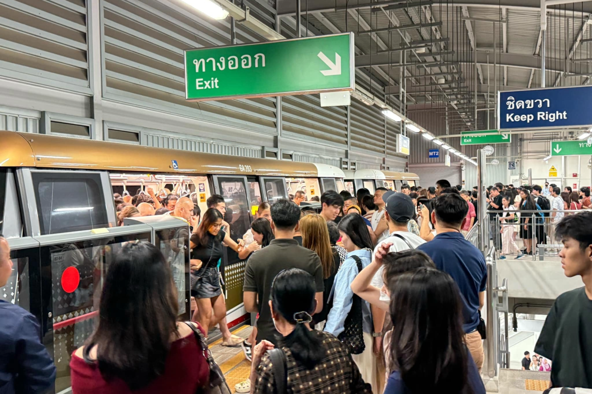 เคานต์ดาวน์ปีใหม่ 2568 ใช้บริการรถไฟ-รถไฟฟ้า 1.5 ล้านคน-เที่ยว