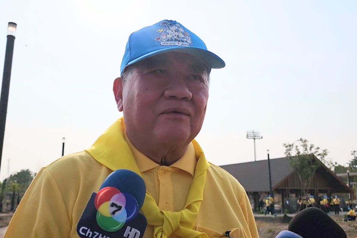 ภูมิธรรม​ มั่นใจสัมพั​นธ์พรรคร่วม ไม่สั่นคลอน แม้ ‘ทักษิณ’ ติงล่าช้า