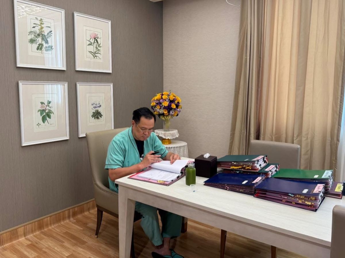 อนุทิน สั่งผู้ว่าฯ – นายอำเภอ สกัดการเผา ลด PM 2.5 พบฝ่าฝืนดำเนินคดีเด็ดขาด 
