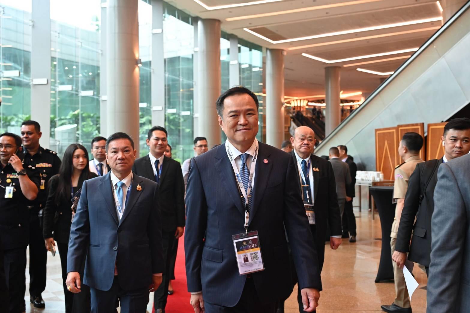 ‘อนุทิน’ นำผู้บริหารมหาดไทย ร่วมงาน AISSE’25 ประเทศมาเลเซีย
