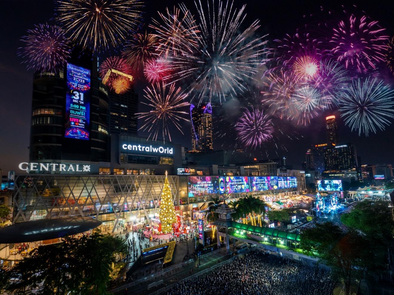 “เซ็นทรัลพัฒนา” ปลื้มความสำเร็จเคานต์ดาวน์กระหึ่มโลก เตรียมลุย Festive Landmark ตลอดปี’ 68
