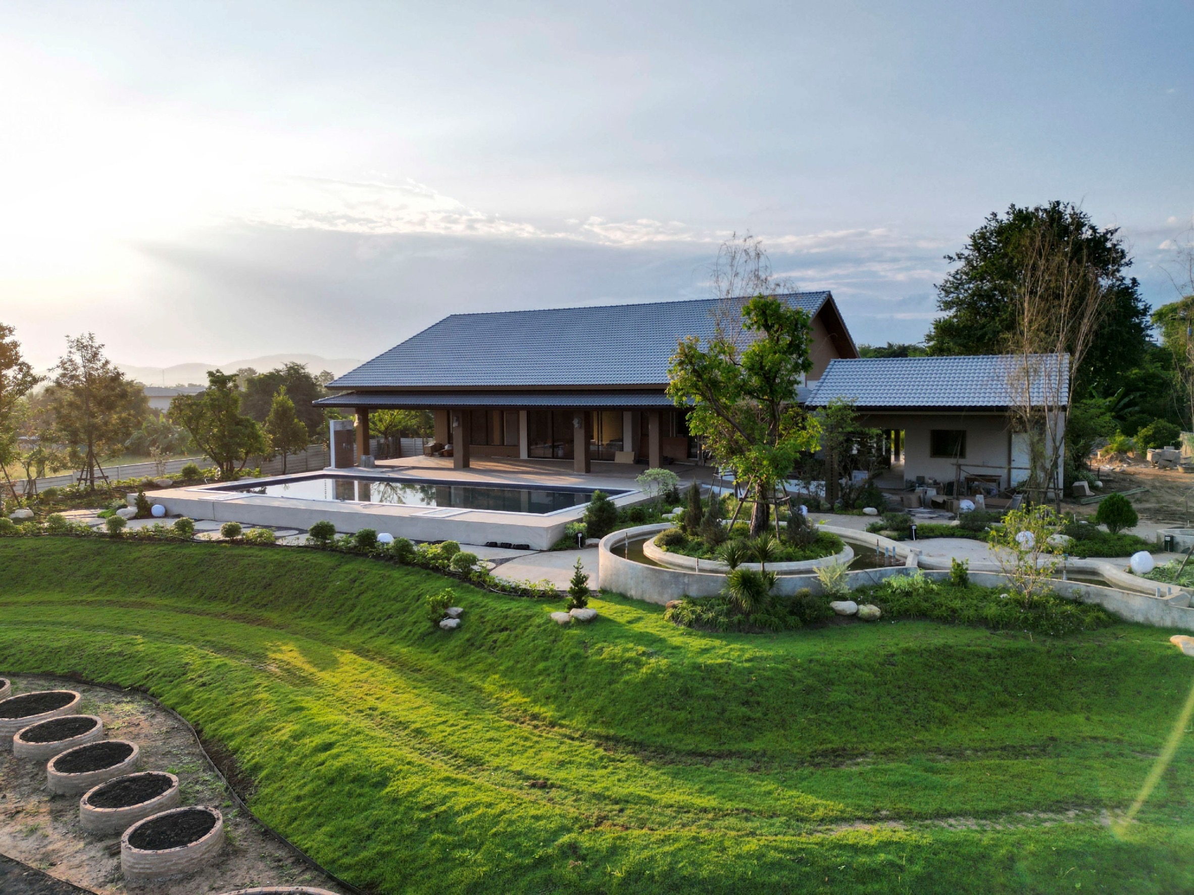 ธุรกิจรับสร้างบ้านปาดเหงื่อ หดตัวแรง -20% เหลือ 1.2-1.3 แสนล้าน